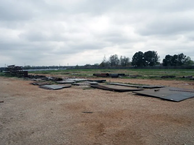 Photo #150 of THE FORMER ASSETS OF DIXIE SOUTHERN ARKANSAS, LLC, HEAVY FABRICATING FACILITY INCLUDING: LATE MODEL ROUNDO PLATE AND ANGLE ROLLS, FABRICATING MACHINERY, ROUGH TERRAIN CRANES & MORE