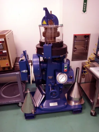 Photo #74 of SURPLUS TO ONGOING OPERATIONS OF ENDO PHARMACEUTICALS, A SPECIALTY PHARMACEUTICAL COMPANY ENGAGED IN R&D OF PRESCRIPTION DRUGS USED TO TREAT & MANAGE PAIN