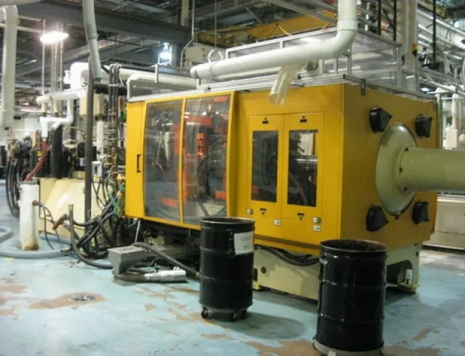 Photo #4 of SURPLUS TO THE ONGOING OPERATIONS OF CLOSURE SYSTEMS INTERNATIONAL: COMPLETE CLOSURE OF 160,000 SQ FT PRODUCTION FACILITY - (25) INJECTION MOLDING MACHINES FROM HUSKY, NISSEI, NETSTAL, FERROMATIK, CONVEYORS, METAL FABRICATING & MORE