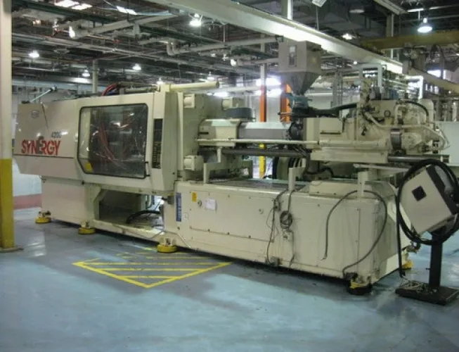 Photo #10 of SURPLUS TO THE ONGOING OPERATIONS OF CLOSURE SYSTEMS INTERNATIONAL: COMPLETE CLOSURE OF 160,000 SQ FT PRODUCTION FACILITY - (25) INJECTION MOLDING MACHINES FROM HUSKY, NISSEI, NETSTAL, FERROMATIK, CONVEYORS, METAL FABRICATING & MORE
