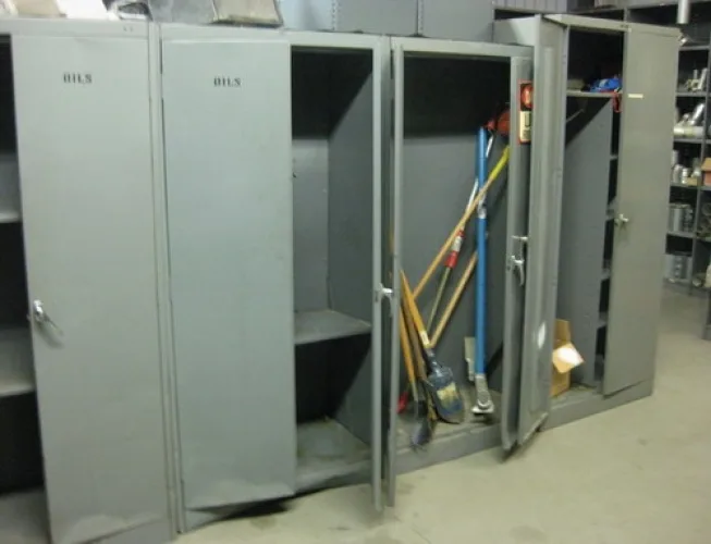 Photo #62 of SURPLUS TO THE ONGOING OPERATIONS OF CLOSURE SYSTEMS INTERNATIONAL: COMPLETE CLOSURE OF 160,000 SQ FT PRODUCTION FACILITY - (25) INJECTION MOLDING MACHINES FROM HUSKY, NISSEI, NETSTAL, FERROMATIK, CONVEYORS, METAL FABRICATING & MORE