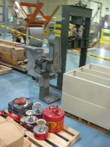 Photo #103 of SURPLUS TO THE ONGOING OPERATIONS OF CLOSURE SYSTEMS INTERNATIONAL: COMPLETE CLOSURE OF 160,000 SQ FT PRODUCTION FACILITY - (25) INJECTION MOLDING MACHINES FROM HUSKY, NISSEI, NETSTAL, FERROMATIK, CONVEYORS, METAL FABRICATING & MORE