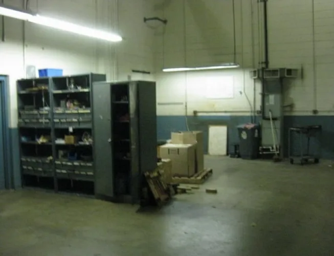 Photo #115 of SURPLUS TO THE ONGOING OPERATIONS OF CLOSURE SYSTEMS INTERNATIONAL: COMPLETE CLOSURE OF 160,000 SQ FT PRODUCTION FACILITY - (25) INJECTION MOLDING MACHINES FROM HUSKY, NISSEI, NETSTAL, FERROMATIK, CONVEYORS, METAL FABRICATING & MORE