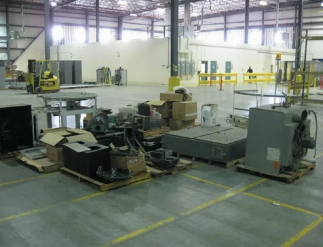Photo #118 of SURPLUS TO THE ONGOING OPERATIONS OF CLOSURE SYSTEMS INTERNATIONAL: COMPLETE CLOSURE OF 160,000 SQ FT PRODUCTION FACILITY - (25) INJECTION MOLDING MACHINES FROM HUSKY, NISSEI, NETSTAL, FERROMATIK, CONVEYORS, METAL FABRICATING & MORE