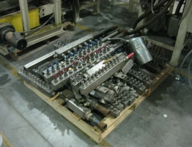 Photo #145 of SURPLUS TO THE ONGOING OPERATIONS OF CLOSURE SYSTEMS INTERNATIONAL: COMPLETE CLOSURE OF 160,000 SQ FT PRODUCTION FACILITY - (25) INJECTION MOLDING MACHINES FROM HUSKY, NISSEI, NETSTAL, FERROMATIK, CONVEYORS, METAL FABRICATING & MORE