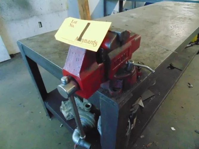 Photo #1 of WILSHIRE INTERNATIONAL (TEXAS) - LIQUIDATION OF A LATE MODEL INJECTION MOLDING FACILITY