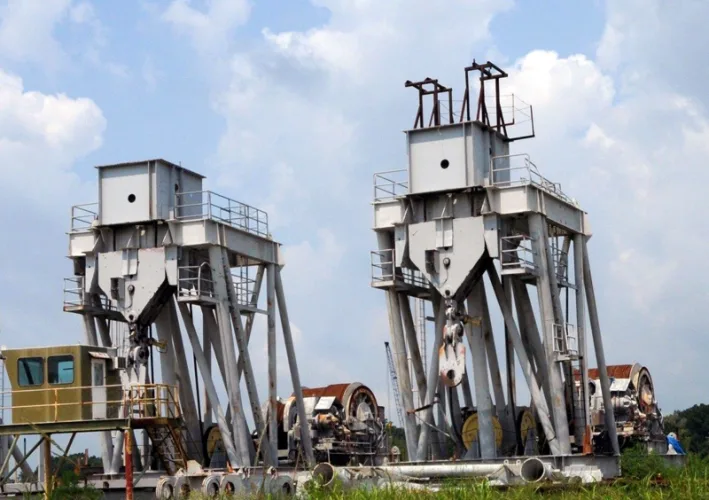 Photo #60 of 5-DAY AUCTION, DAY #1 - MCDERMOTT, INC. - COMPLETE LIQUIDATION OF A 300-ACRE OFFSHORE / ONSHORE OILFIELD FABRICATION FACILITY - LARGE CAPACITY PIPE MILLS & POINT SHOP