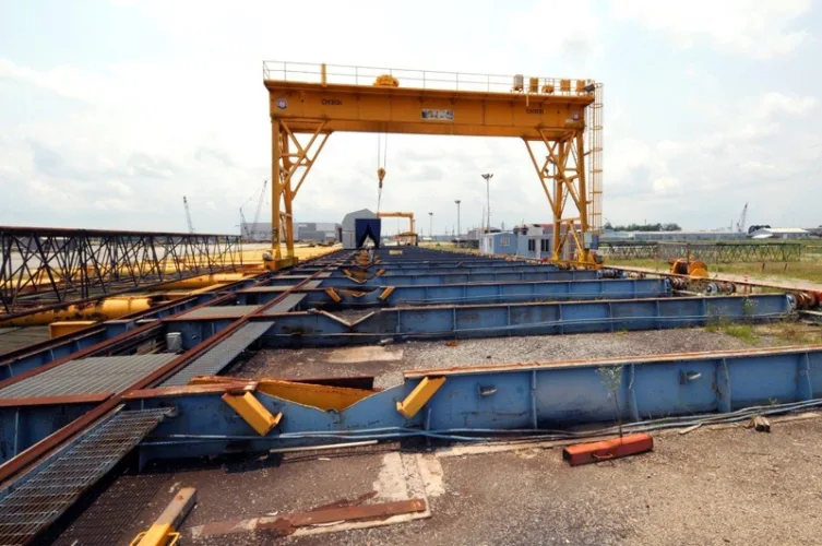 Photo #176 of 5-DAY AUCTION, DAY #1 - MCDERMOTT, INC. - COMPLETE LIQUIDATION OF A 300-ACRE OFFSHORE / ONSHORE OILFIELD FABRICATION FACILITY - LARGE CAPACITY PIPE MILLS & POINT SHOP