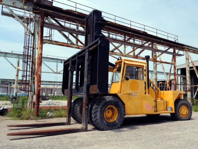 Photo #229 of 5-DAY AUCTION, DAY #1 - MCDERMOTT, INC. - COMPLETE LIQUIDATION OF A 300-ACRE OFFSHORE / ONSHORE OILFIELD FABRICATION FACILITY - LARGE CAPACITY PIPE MILLS & POINT SHOP