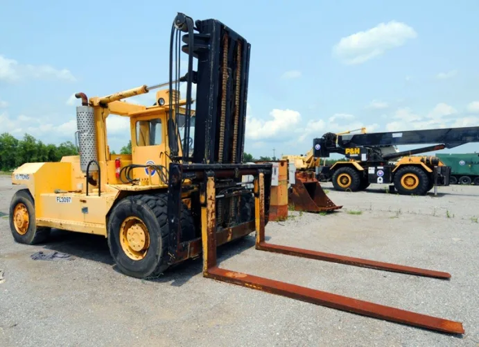 Photo #256 of 5-DAY AUCTION, DAY #1 - MCDERMOTT, INC. - COMPLETE LIQUIDATION OF A 300-ACRE OFFSHORE / ONSHORE OILFIELD FABRICATION FACILITY - LARGE CAPACITY PIPE MILLS & POINT SHOP