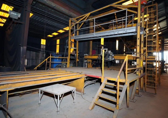 Photo #267 of 5-DAY AUCTION, DAY #1 - MCDERMOTT, INC. - COMPLETE LIQUIDATION OF A 300-ACRE OFFSHORE / ONSHORE OILFIELD FABRICATION FACILITY - LARGE CAPACITY PIPE MILLS & POINT SHOP