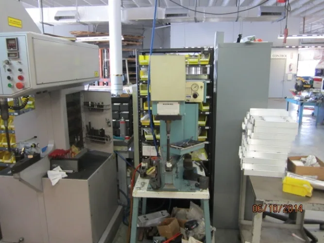 Photo #16 of CARLIN FABRICATORS,INC. - CNC TURRET, PRESS BRAKES & VERTICAL MACHINING CENTER, SHEARS, PRESSES, VERTICAL MILL, GRINDERS & MUCH MORE!