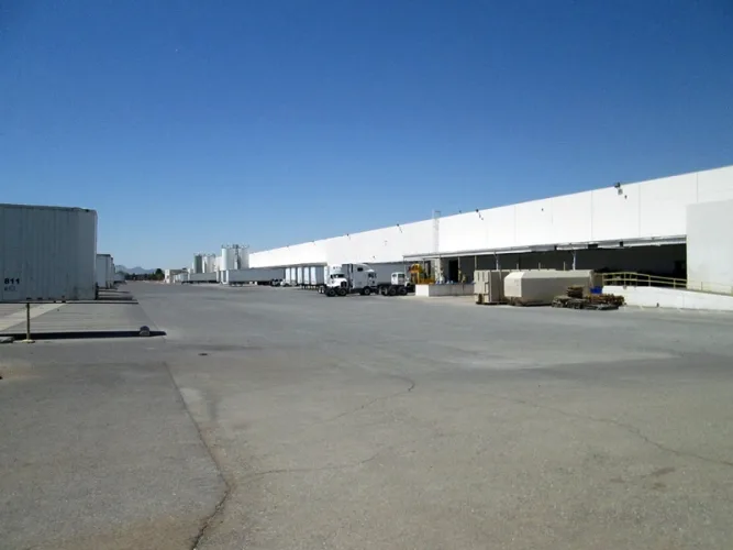 Photo #7 of HUGE 2-DAY AUCTION, DAY 1 - FORMERLY OWNED BY A HOOVER SUBSIDIARY - COMPLETE 425,000 SQ. FT. STATE-OF-THE-ART PLASTIC INJECTION MOLDING & CNC TOOL ROOM.