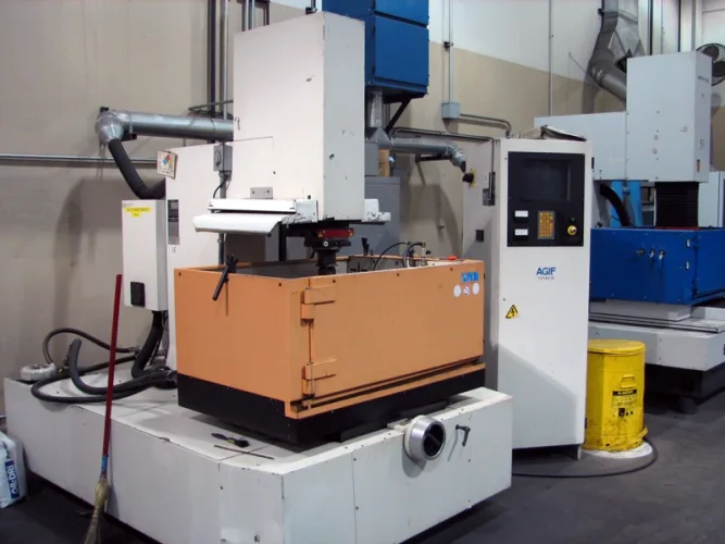 Photo #21 of HUGE 2-DAY AUCTION, DAY 1 - FORMERLY OWNED BY A HOOVER SUBSIDIARY - COMPLETE 425,000 SQ. FT. STATE-OF-THE-ART PLASTIC INJECTION MOLDING & CNC TOOL ROOM.
