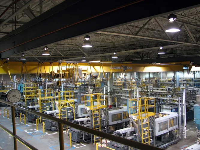Photo #132 of HUGE 2-DAY AUCTION, DAY 1 - FORMERLY OWNED BY A HOOVER SUBSIDIARY - COMPLETE 425,000 SQ. FT. STATE-OF-THE-ART PLASTIC INJECTION MOLDING & CNC TOOL ROOM.