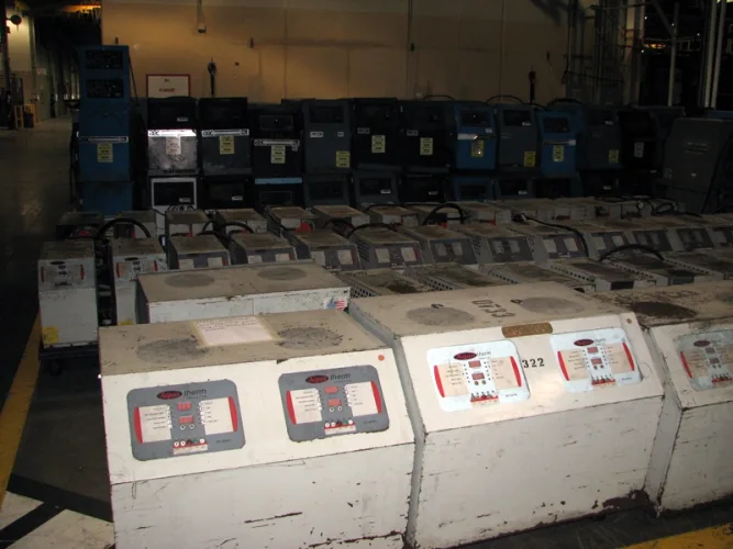 Photo #184 of HUGE 2-DAY AUCTION, DAY 1 - FORMERLY OWNED BY A HOOVER SUBSIDIARY - COMPLETE 425,000 SQ. FT. STATE-OF-THE-ART PLASTIC INJECTION MOLDING & CNC TOOL ROOM.
