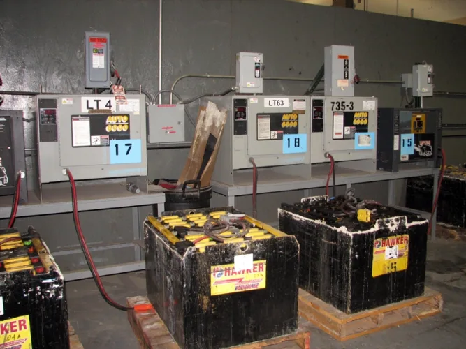 Photo #202 of HUGE 2-DAY AUCTION, DAY 1 - FORMERLY OWNED BY A HOOVER SUBSIDIARY - COMPLETE 425,000 SQ. FT. STATE-OF-THE-ART PLASTIC INJECTION MOLDING & CNC TOOL ROOM.
