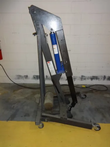 Photo #34 of LEADING CAPS & CLOSURE MOLDING OPERATION SUPPORT FOR 160,000 SQ.FT. FACILITY EXTENSIVE SPARE PARTS AND PLANT SUPPORT EQUIPMENT -  CSI AUCTION #2: SUPPORT EQUIPMENT
