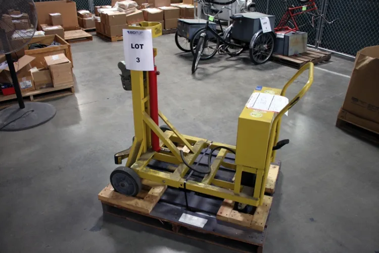 Photo #2 of SURPLUS ASSETS TO THE ONGOING OPERATIONS OF AEROJET ROCKETDYNE - OVENS/HEATING & COOLING UNITS/ENVIRONMENTAL CHAMBER, GENERATORS, INSPECTION EQUIPMENT, WELDERS, PUMPS, ROLLING STOCK & MUCH MORE