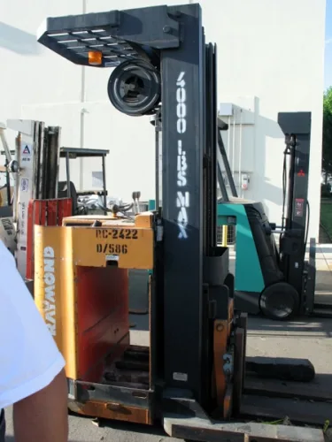 Photo #65 of SURPLUS ASSETS TO THE ONGOING OPERATIONS OF AEROJET ROCKETDYNE - OVENS/HEATING & COOLING UNITS/ENVIRONMENTAL CHAMBER, GENERATORS, INSPECTION EQUIPMENT, WELDERS, PUMPS, ROLLING STOCK & MUCH MORE