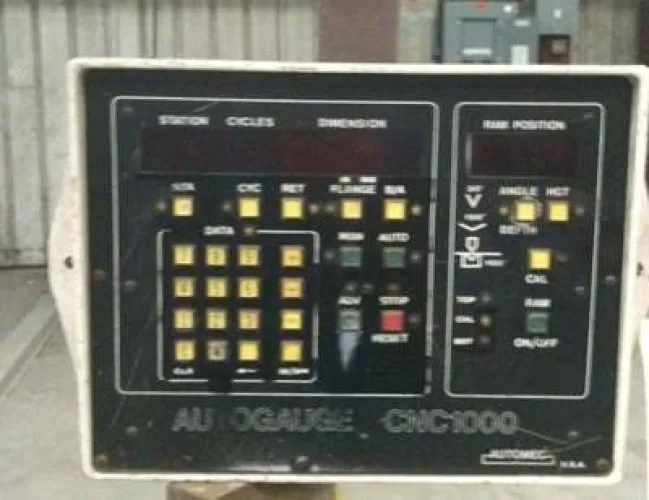 Photo #14 of 20' x 1" BERTSCH INITIAL PINCH PLATE BENDING ROLL & 400 TON x 30' PACIFIC HYDRAULIC CNC PRESS BRAKE