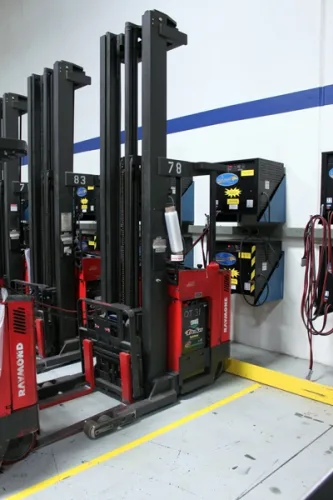 Photo #4 of HEALTHCARE DISTRIBUTION CENTER CLOSING, WAREHOUSE DISTRIBUTION EQUIPMENT INCLUDING: (36) RAYMOND ELECTRIC WAREHOUSE LIFTS, PICKERS, STRAPPING MACHINES, WULFTEC STRETCH WRAP MACHINES & MISC EQUIPMENT