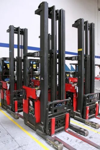 Photo #8 of HEALTHCARE DISTRIBUTION CENTER CLOSING, WAREHOUSE DISTRIBUTION EQUIPMENT INCLUDING: (36) RAYMOND ELECTRIC WAREHOUSE LIFTS, PICKERS, STRAPPING MACHINES, WULFTEC STRETCH WRAP MACHINES & MISC EQUIPMENT