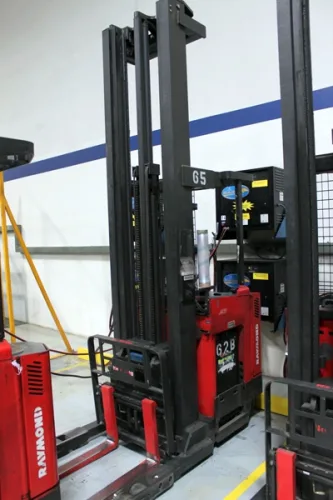 Photo #9 of HEALTHCARE DISTRIBUTION CENTER CLOSING, WAREHOUSE DISTRIBUTION EQUIPMENT INCLUDING: (36) RAYMOND ELECTRIC WAREHOUSE LIFTS, PICKERS, STRAPPING MACHINES, WULFTEC STRETCH WRAP MACHINES & MISC EQUIPMENT