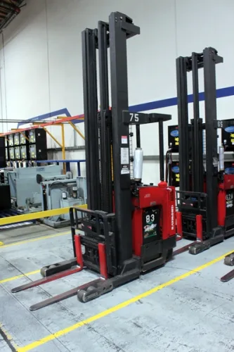 Photo #10 of HEALTHCARE DISTRIBUTION CENTER CLOSING, WAREHOUSE DISTRIBUTION EQUIPMENT INCLUDING: (36) RAYMOND ELECTRIC WAREHOUSE LIFTS, PICKERS, STRAPPING MACHINES, WULFTEC STRETCH WRAP MACHINES & MISC EQUIPMENT