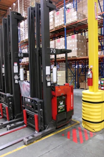 Photo #14 of HEALTHCARE DISTRIBUTION CENTER CLOSING, WAREHOUSE DISTRIBUTION EQUIPMENT INCLUDING: (36) RAYMOND ELECTRIC WAREHOUSE LIFTS, PICKERS, STRAPPING MACHINES, WULFTEC STRETCH WRAP MACHINES & MISC EQUIPMENT