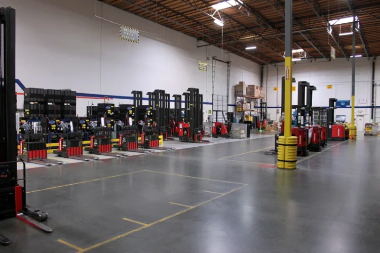 Photo #23 of HEALTHCARE DISTRIBUTION CENTER CLOSING, WAREHOUSE DISTRIBUTION EQUIPMENT INCLUDING: (36) RAYMOND ELECTRIC WAREHOUSE LIFTS, PICKERS, STRAPPING MACHINES, WULFTEC STRETCH WRAP MACHINES & MISC EQUIPMENT