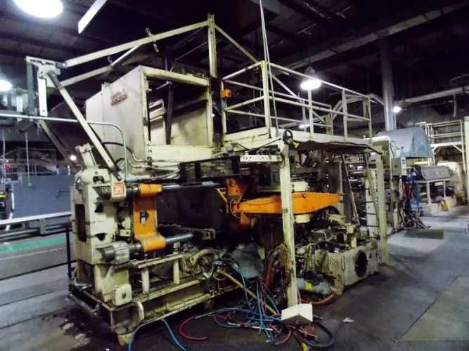 Photo #124 of SURPLUS ASSETS OF ANCHOR PACKAGING INC. SHEET EXTRUSION & IN-LINE THERMOFORMING LINES