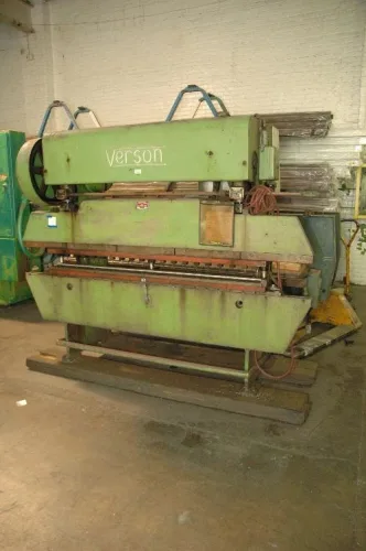Photo #82 of ARMACLAD WINDOWS A DIVISION OF SOUND SOLUTIONS - MODERN VINYL AND FIBERGLASS WINDOW MANUFACTURING FACILITY INCLUDING STURTZ VINYL WELDERS & CNC SAWS, KENT FIBERGLASS WINDOW EQUIPMENT, SIMEC INSULATED GLASS LINE & MUCH MORE