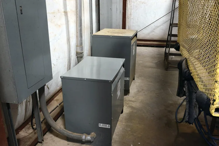Photo #63 of HUGE 2 DAY AUCTION - DAY 1: SANDERSON PLUMBING PRODUCTS, INC. AKA BENEKE MAGNOLIA - 360,000 SQ. FT. TOILET SEAT MANUFACTURER INCLUDING PRODUCT LINE AND INTANGIBLES, PLASTIC INJECTION MOLDING, COMPRESSION MOLDING, MODERN BLENDING & GRINDING SYSTEM & MUCH