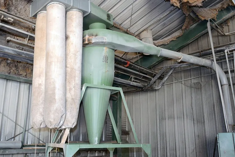 Photo #74 of HUGE 2 DAY AUCTION - DAY 1: SANDERSON PLUMBING PRODUCTS, INC. AKA BENEKE MAGNOLIA - 360,000 SQ. FT. TOILET SEAT MANUFACTURER INCLUDING PRODUCT LINE AND INTANGIBLES, PLASTIC INJECTION MOLDING, COMPRESSION MOLDING, MODERN BLENDING & GRINDING SYSTEM & MUCH