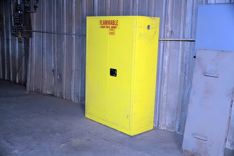 Photo #113 of HUGE 2 DAY AUCTION - DAY 1: SANDERSON PLUMBING PRODUCTS, INC. AKA BENEKE MAGNOLIA - 360,000 SQ. FT. TOILET SEAT MANUFACTURER INCLUDING PRODUCT LINE AND INTANGIBLES, PLASTIC INJECTION MOLDING, COMPRESSION MOLDING, MODERN BLENDING & GRINDING SYSTEM & MUCH