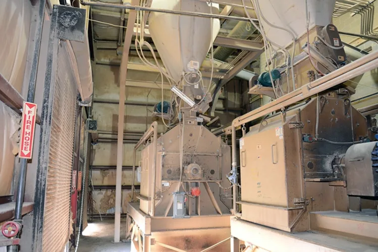 Photo #135 of HUGE 2 DAY AUCTION - DAY 1: SANDERSON PLUMBING PRODUCTS, INC. AKA BENEKE MAGNOLIA - 360,000 SQ. FT. TOILET SEAT MANUFACTURER INCLUDING PRODUCT LINE AND INTANGIBLES, PLASTIC INJECTION MOLDING, COMPRESSION MOLDING, MODERN BLENDING & GRINDING SYSTEM & MUCH