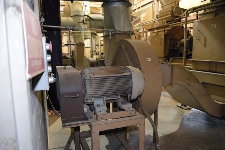 Photo #136 of HUGE 2 DAY AUCTION - DAY 1: SANDERSON PLUMBING PRODUCTS, INC. AKA BENEKE MAGNOLIA - 360,000 SQ. FT. TOILET SEAT MANUFACTURER INCLUDING PRODUCT LINE AND INTANGIBLES, PLASTIC INJECTION MOLDING, COMPRESSION MOLDING, MODERN BLENDING & GRINDING SYSTEM & MUCH