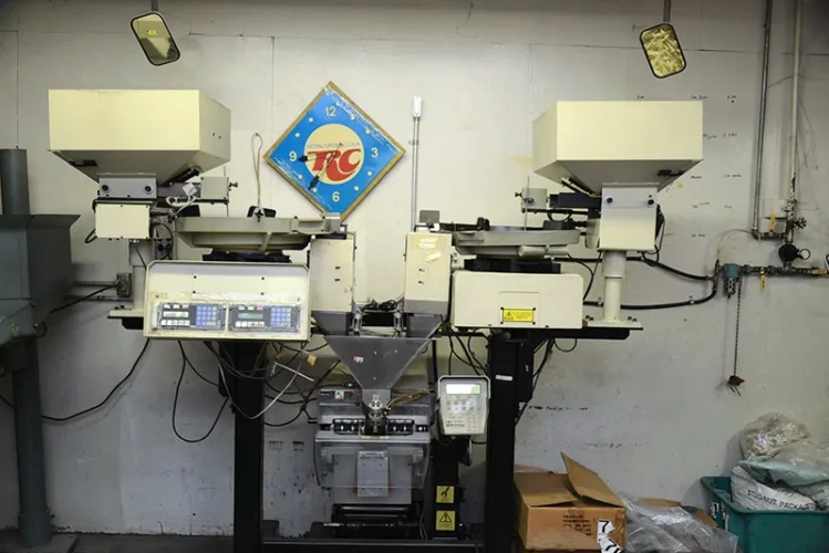 Photo #200 of HUGE 2 DAY AUCTION - DAY 1: SANDERSON PLUMBING PRODUCTS, INC. AKA BENEKE MAGNOLIA - 360,000 SQ. FT. TOILET SEAT MANUFACTURER INCLUDING PRODUCT LINE AND INTANGIBLES, PLASTIC INJECTION MOLDING, COMPRESSION MOLDING, MODERN BLENDING & GRINDING SYSTEM & MUCH