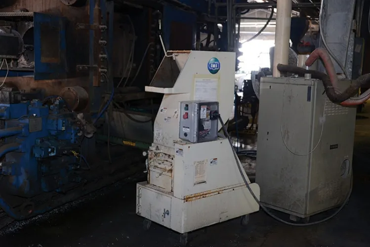 Photo #203 of HUGE 2 DAY AUCTION - DAY 1: SANDERSON PLUMBING PRODUCTS, INC. AKA BENEKE MAGNOLIA - 360,000 SQ. FT. TOILET SEAT MANUFACTURER INCLUDING PRODUCT LINE AND INTANGIBLES, PLASTIC INJECTION MOLDING, COMPRESSION MOLDING, MODERN BLENDING & GRINDING SYSTEM & MUCH