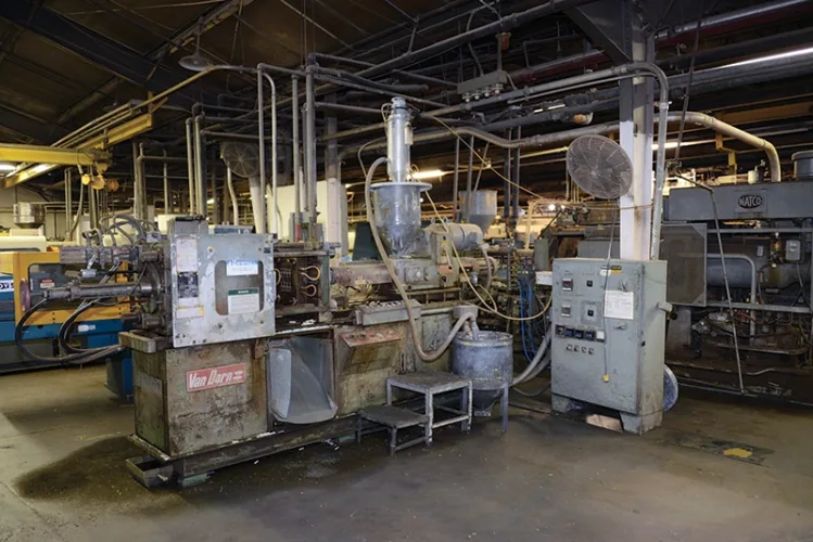 Photo #215 of HUGE 2 DAY AUCTION - DAY 1: SANDERSON PLUMBING PRODUCTS, INC. AKA BENEKE MAGNOLIA - 360,000 SQ. FT. TOILET SEAT MANUFACTURER INCLUDING PRODUCT LINE AND INTANGIBLES, PLASTIC INJECTION MOLDING, COMPRESSION MOLDING, MODERN BLENDING & GRINDING SYSTEM & MUCH