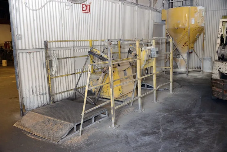 Photo #230 of HUGE 2 DAY AUCTION - DAY 1: SANDERSON PLUMBING PRODUCTS, INC. AKA BENEKE MAGNOLIA - 360,000 SQ. FT. TOILET SEAT MANUFACTURER INCLUDING PRODUCT LINE AND INTANGIBLES, PLASTIC INJECTION MOLDING, COMPRESSION MOLDING, MODERN BLENDING & GRINDING SYSTEM & MUCH