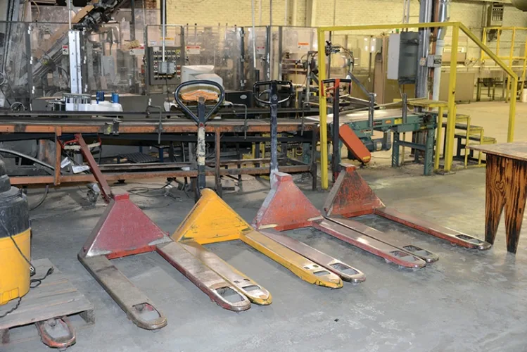 Photo #283 of HUGE 2 DAY AUCTION - DAY 1: SANDERSON PLUMBING PRODUCTS, INC. AKA BENEKE MAGNOLIA - 360,000 SQ. FT. TOILET SEAT MANUFACTURER INCLUDING PRODUCT LINE AND INTANGIBLES, PLASTIC INJECTION MOLDING, COMPRESSION MOLDING, MODERN BLENDING & GRINDING SYSTEM & MUCH