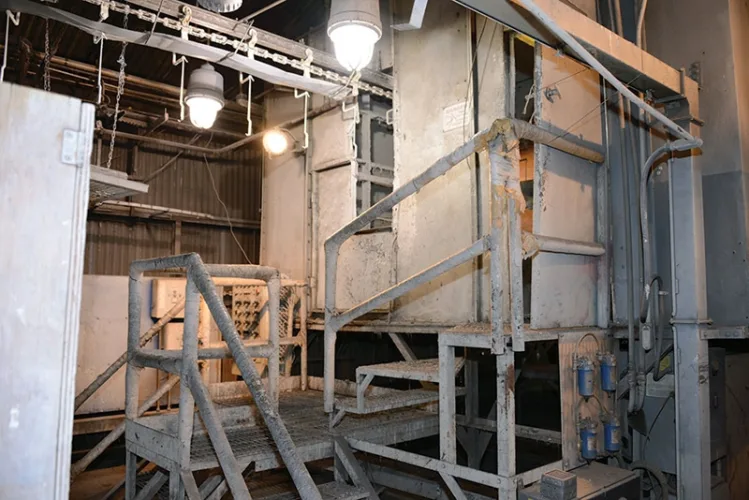 Photo #289 of HUGE 2 DAY AUCTION - DAY 1: SANDERSON PLUMBING PRODUCTS, INC. AKA BENEKE MAGNOLIA - 360,000 SQ. FT. TOILET SEAT MANUFACTURER INCLUDING PRODUCT LINE AND INTANGIBLES, PLASTIC INJECTION MOLDING, COMPRESSION MOLDING, MODERN BLENDING & GRINDING SYSTEM & MUCH