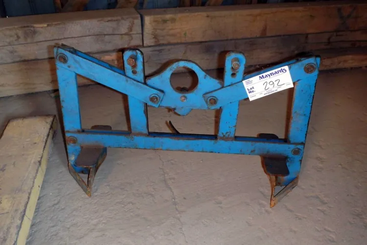 Photo #22 of HUGE 2-DAY AUCTION, DAY 2 - AS AWARDED BY THE TRUSTEE, PRICEWATERHOUSE COOPERS INC, - EDS DECOMMISSIONING CANADA INC: LARGE AUCTION OF LATE MODEL DEMOLITION EQUIPMENT