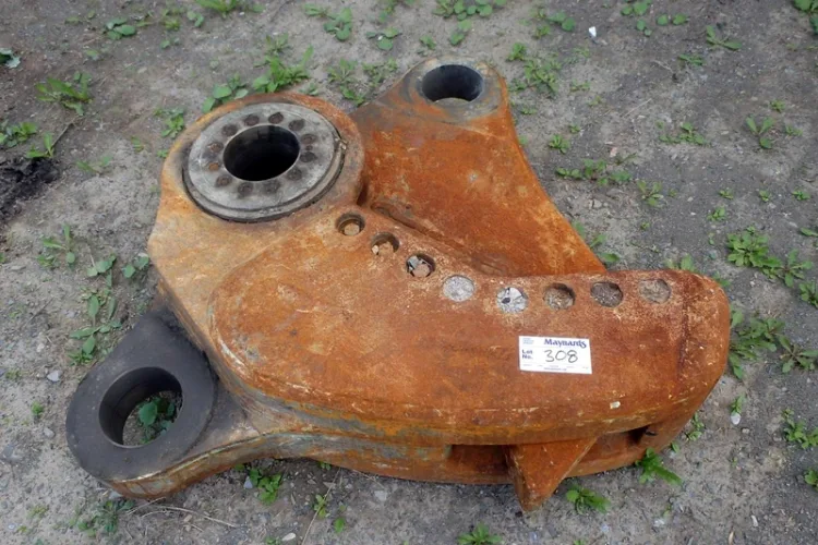 Photo #93 of HUGE 2-DAY AUCTION, DAY 2 - AS AWARDED BY THE TRUSTEE, PRICEWATERHOUSE COOPERS INC, - EDS DECOMMISSIONING CANADA INC: LARGE AUCTION OF LATE MODEL DEMOLITION EQUIPMENT