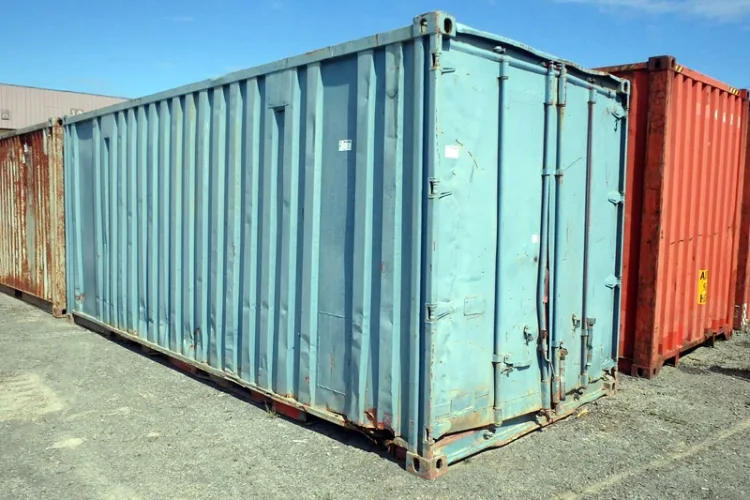 Photo #105 of HUGE 2-DAY AUCTION, DAY 2 - AS AWARDED BY THE TRUSTEE, PRICEWATERHOUSE COOPERS INC, - EDS DECOMMISSIONING CANADA INC: LARGE AUCTION OF LATE MODEL DEMOLITION EQUIPMENT