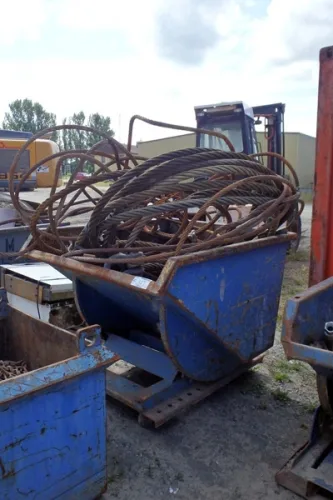 Photo #118 of HUGE 2-DAY AUCTION, DAY 2 - AS AWARDED BY THE TRUSTEE, PRICEWATERHOUSE COOPERS INC, - EDS DECOMMISSIONING CANADA INC: LARGE AUCTION OF LATE MODEL DEMOLITION EQUIPMENT