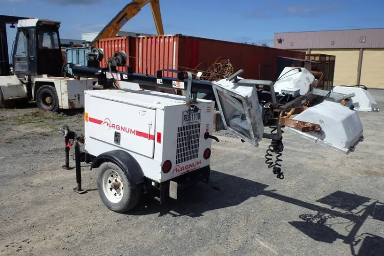 Photo #122 of HUGE 2-DAY AUCTION, DAY 2 - AS AWARDED BY THE TRUSTEE, PRICEWATERHOUSE COOPERS INC, - EDS DECOMMISSIONING CANADA INC: LARGE AUCTION OF LATE MODEL DEMOLITION EQUIPMENT
