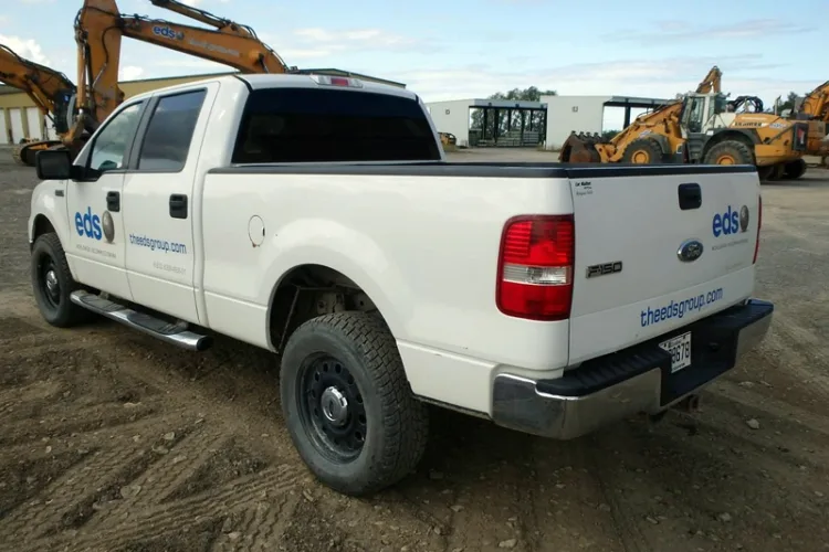 Photo #135 of HUGE 2-DAY AUCTION, DAY 2 - AS AWARDED BY THE TRUSTEE, PRICEWATERHOUSE COOPERS INC, - EDS DECOMMISSIONING CANADA INC: LARGE AUCTION OF LATE MODEL DEMOLITION EQUIPMENT